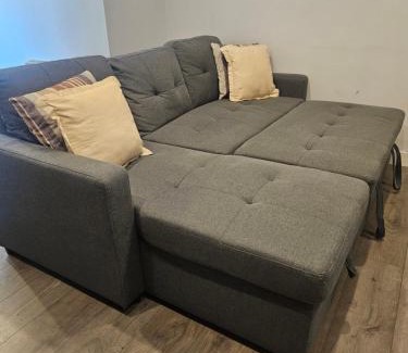Adamsdown Apartment | Nariken Apartments, Cardiff City Center