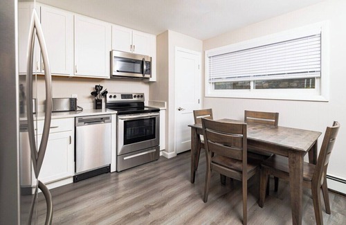 Narragansett Apartment | Narragansett Pier - Ocean Road Apartment