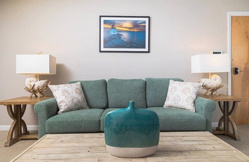 Narragansett Apartment | Narragansett Pier - Ocean Road Apartment