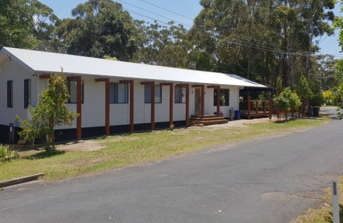 Narrawallee House | NARRAWALLEE HOLIDAY HOUSE