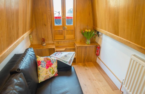 Ely Boat Rental | Narrowboat Puzzle