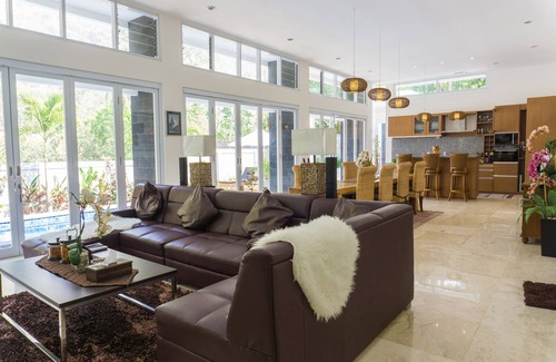 Senggigi Villa | Narvik Villa