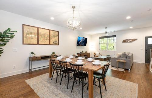 Historic Waverly House | Nashville Comfort-Sleeps 10-3 Mins to 12 South