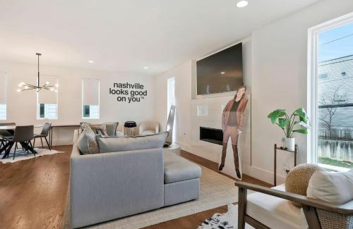 Katie Hill Neighborhood House | Nashville Delight - Fun Murals & Downtown Views