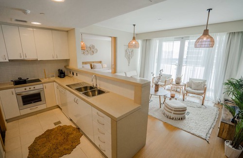 Al Raha Beach Apartment | Nasma Holiday Homes - Al Sana 1