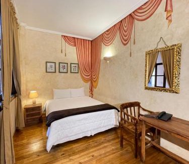Cuenca Hotel | NASS Casa del Aguila