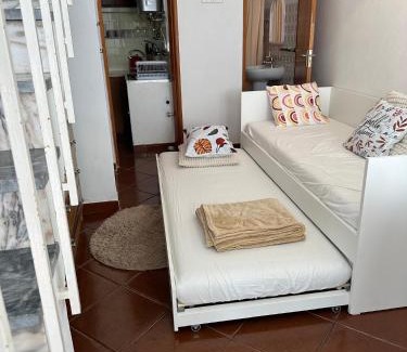 Baiona House | Natalie's tiny house- 6 minutes from the beach!