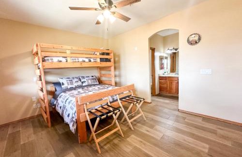 Heber Apartment | National Forest Retreat AZ White Mtn Escape Cabin Design Spacious Condo By Vacation Your Way
