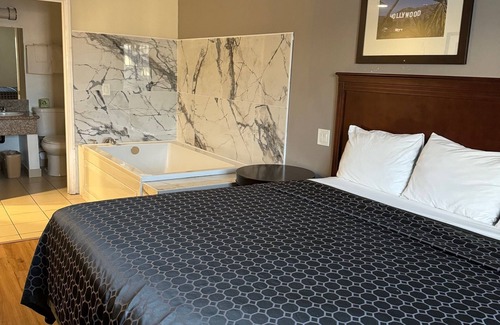 Garden Grove Hotel | National Inn Garden Grove