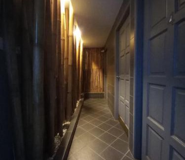 Iris Garden House | Natol Budget Homestay Rock Road