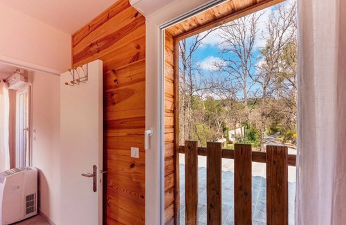 Massebœuf Apartment | Natura Provence - One Bedroom Apartment, Sleeps 3