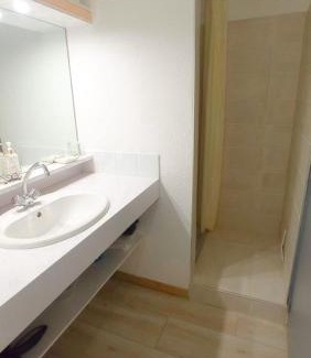 Fitou Apartment | Natural Escape Air-Conditioned T2 BIS Pools and Private Estate in Fitou!