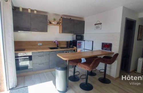 Fitou Apartment | Natural Escape Air-Conditioned T2 BIS Pools and Private Estate in Fitou!
