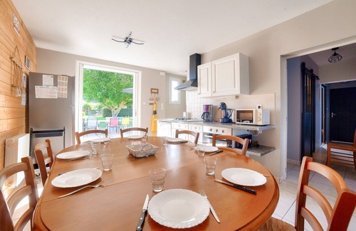 Saint-Vincent-sur-Jard Ski Chalet | Natural lagoon and relaxation, 6 adults 4 children