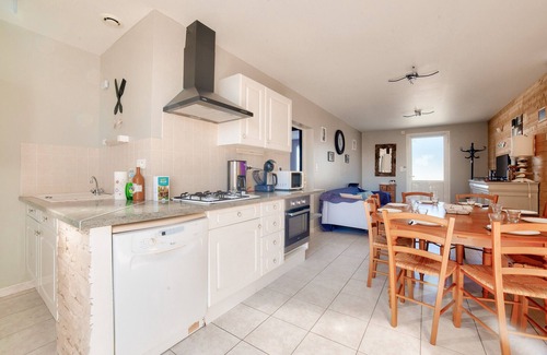 Saint-Vincent-sur-Jard Ski Chalet | Natural lagoon and relaxation, 6 adults 4 children