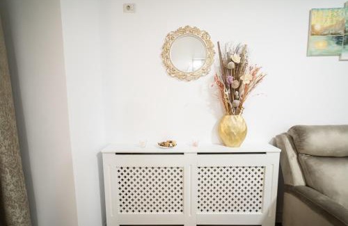 Sector 5 Apartment | Natural Luxery Studio Central Adress Residence