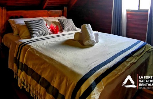 Chachagua Cabin | Nature and private poll