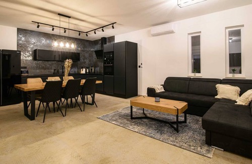 Posedarje Villa | Nature Divine