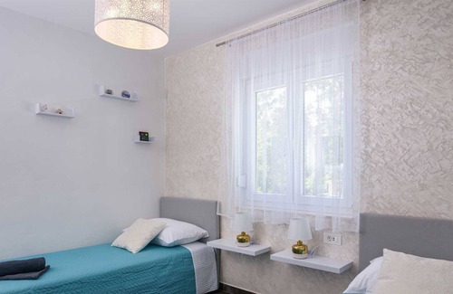 Posedarje Villa | Nature Divine
