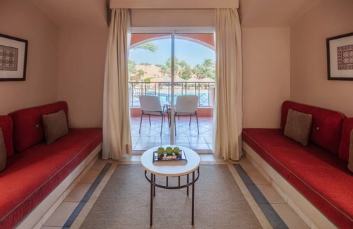 Makadi Bay Resort | Nature-Embraced Room w/Outdoor Pool View for Peaceful Relaxation