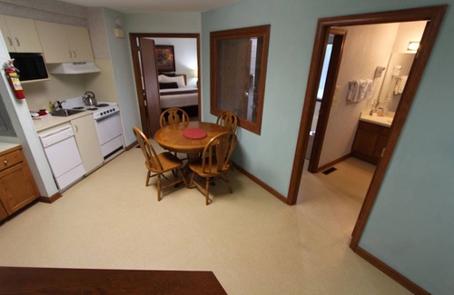 Lake Lure Condo | Nature Escape w/Resort Amenities, Sleeps 4