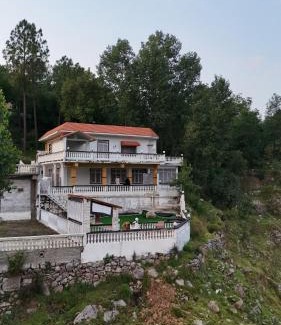 Abbottabad House | Nature Hill Lodge