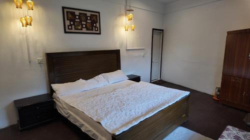 Abbottabad House | Nature Hill Lodge