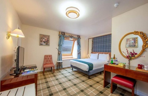 Fort William Hotel | Nature Lover’s Base l Sun Terrace & Loch Views – Perfect for Outdoor Lovers