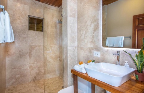 Manuel Antonio Villa | Nature Lovers Dream! Private villa with Ocean View