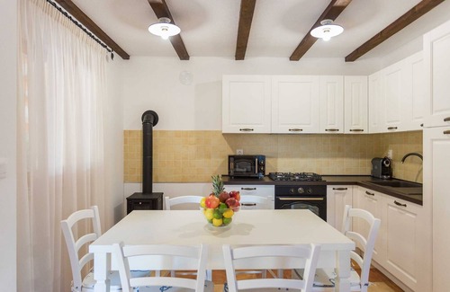 Pomer Ski Chalet | Nature Oasis, Jacuzzi, Bikes - Casa Vala Romana