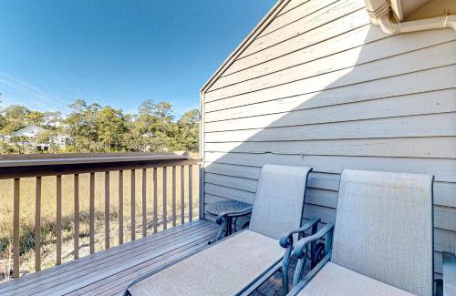 Seabrook Island Apartment | Nature Retreat