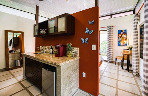 Ballena Bed & Breakfast | Nature's Edge Boutique Hotel