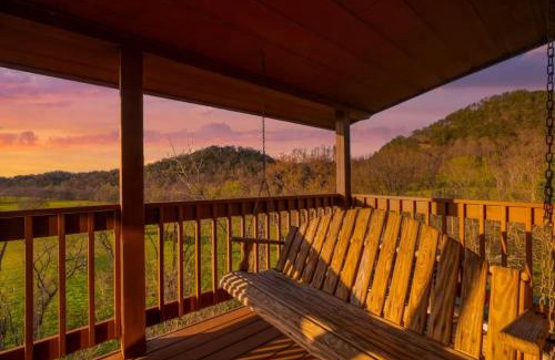 Sevierville Villa | Natures Hideaway