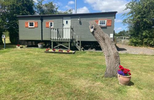 Louth Apartment | Natures Nook - Luxury XL Wagon Louth Lincolnshire