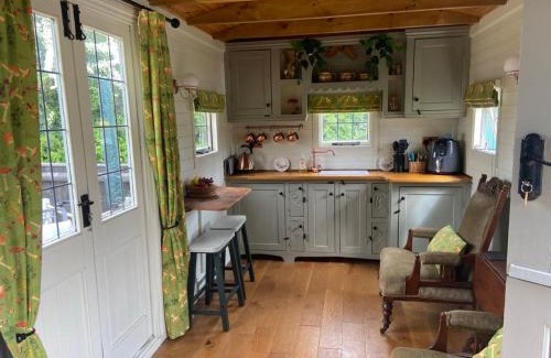 Louth Apartment | Natures Nook - Luxury XL Wagon Louth Lincolnshire