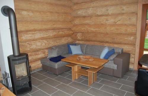 Trassenheide Apartment | Naturstamm Ferienhaus