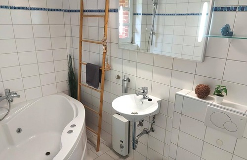 Scharbeutz Apartment | Natururlaub am Meer - Ferienwohnung EG