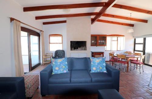 Struisbaai House | Naude House In Struisbaai