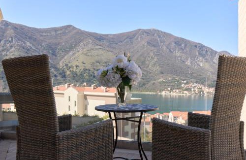 Kotor House | Nautica Studios With Outdoor Pool