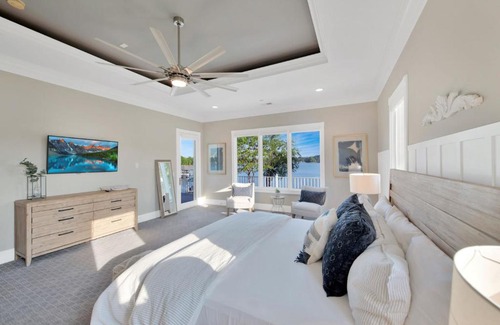Sherrills Ford House | Nautical Ridge by Stay Lake Norman