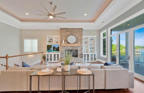 Sherrills Ford House | Nautical Ridge by Stay Lake Norman