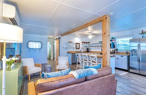 Colington Cottage | Nautical Wheelers