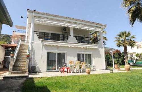 Nea Iraklitsa House | Nautilus 1st floor