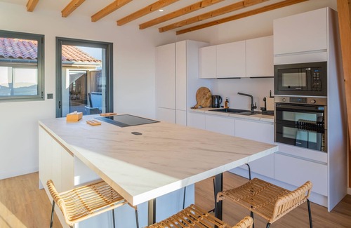 Valras-Plage House | Naval 47 Vue Majestueuse Orb & Mer, 5 étoiles