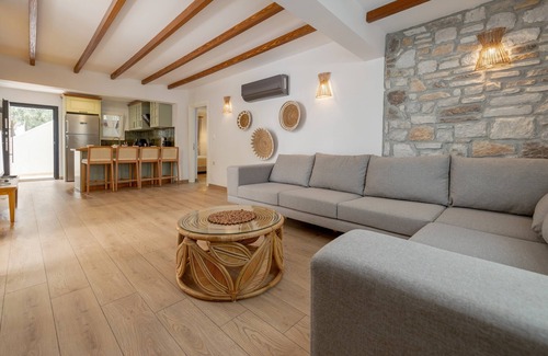 Foca Villa | NAVALİA BEACH HOMES