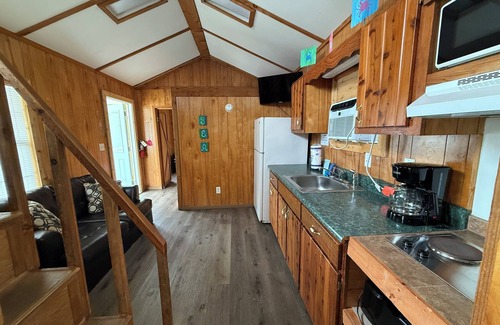 Navarre Cabin | Navarre Beach Camping Resort