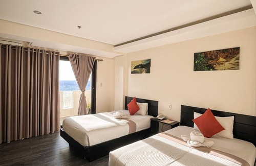 Caticlan Hotel | Navarro Hotel