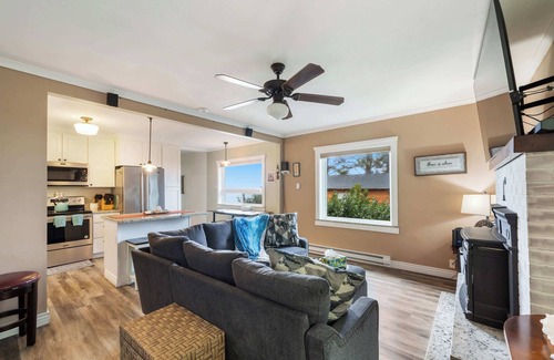 Netarts House | Navigate Stays: Waterfront w/Bay Views & More