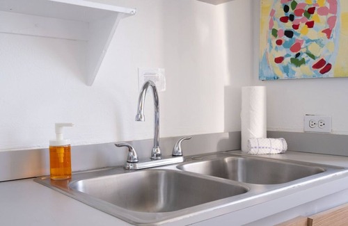 Isla Verde Apartment | Navio Beach 2BDR Oceanfront Pool Parking