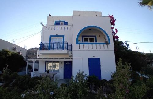 Naxos Town Apartment | Naxian Sofias garden
